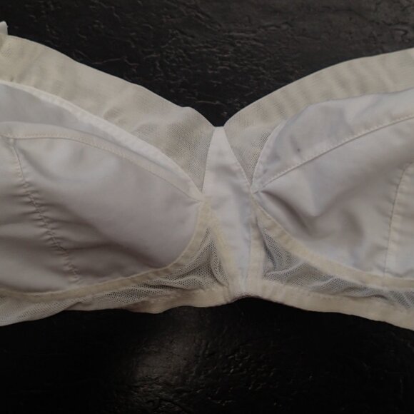 Exquisite Form White Bra Size 40B - Picture 4 of 8